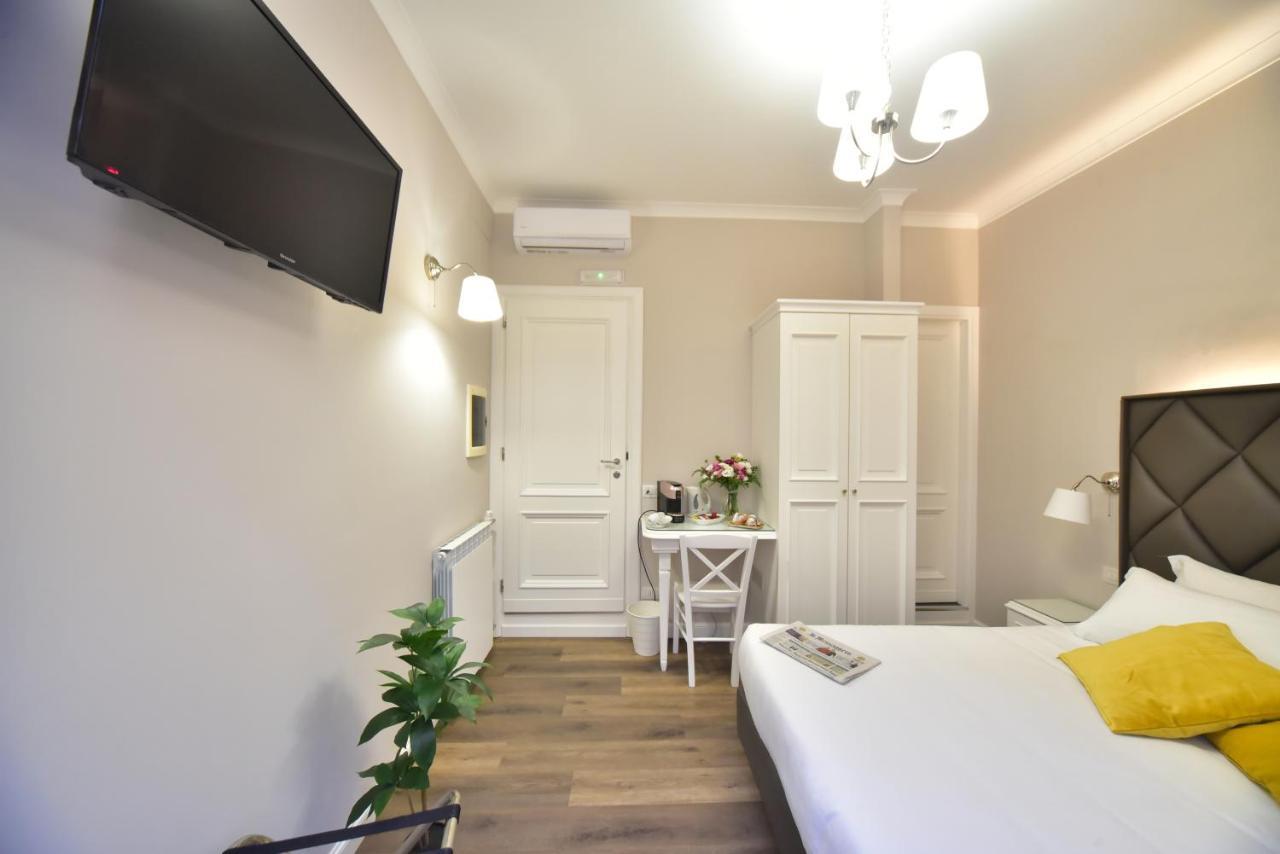 Bed & Breakfast Sacconi Palace Rom